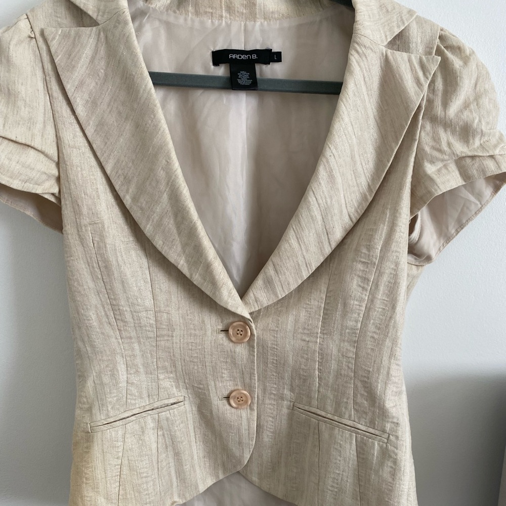 Arden B Short Sleeve Blazer - Large